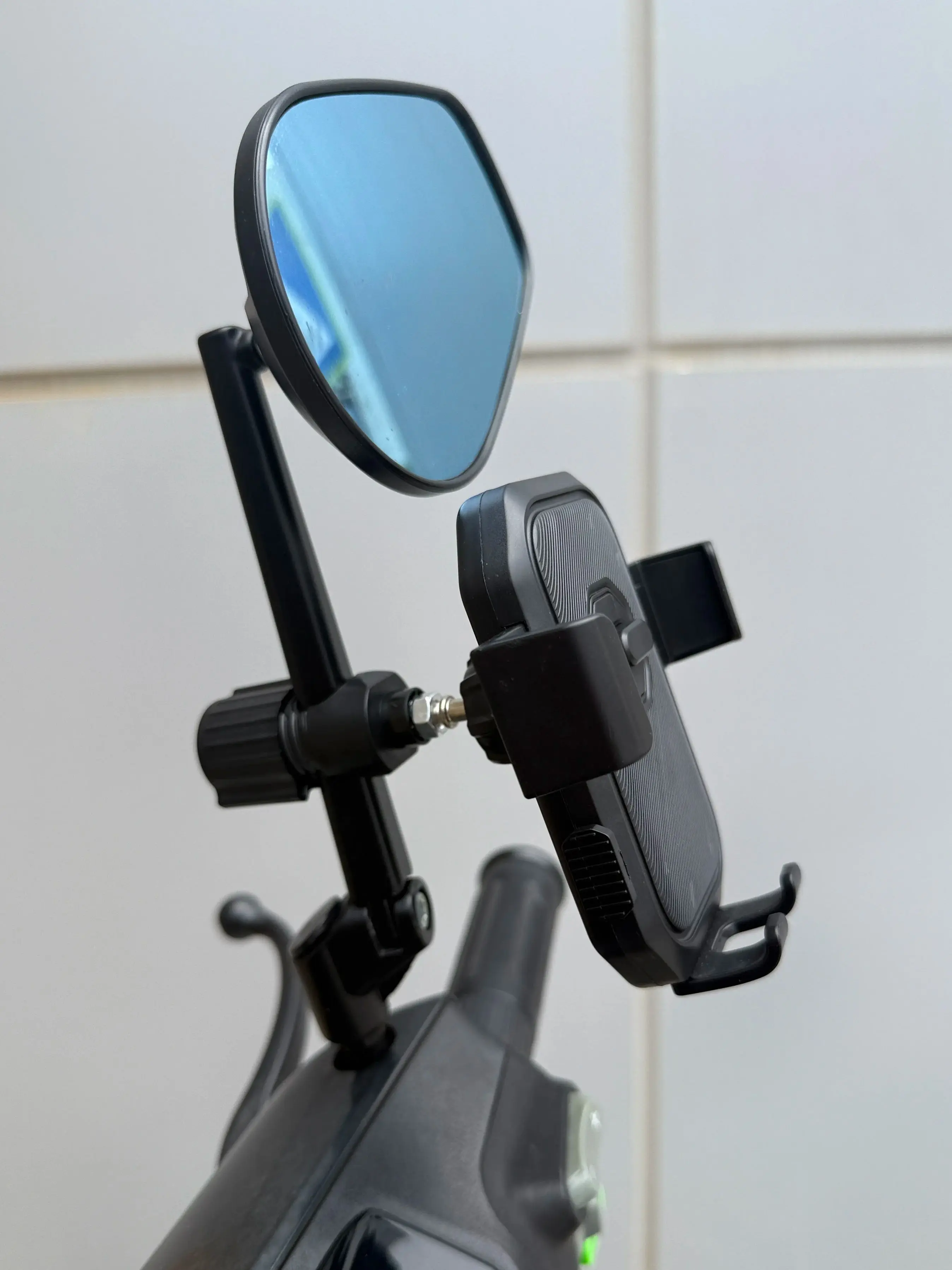 Fahrrad-Navigations-Handyhalterung Elektrofahrrad-Rückspiegelhalterung Schlanker Rohrhalter für Motorräder – Detail 2