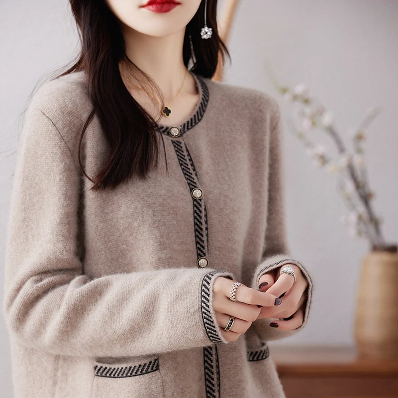 Autumn/Winter Thick Knitted Coat 100% Merino Wool Round Neck Tops Women\'s Fashion Korean Casual Contrast Cardigan Warm Jacket