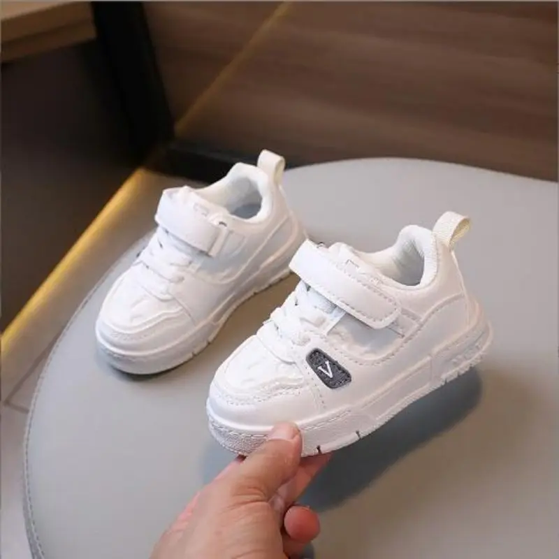 Children's Little White Shoes Autumn 2024 New Men's Women's Shoes Casual Board Shoes Soft soled Women's Baby Sports Shoes