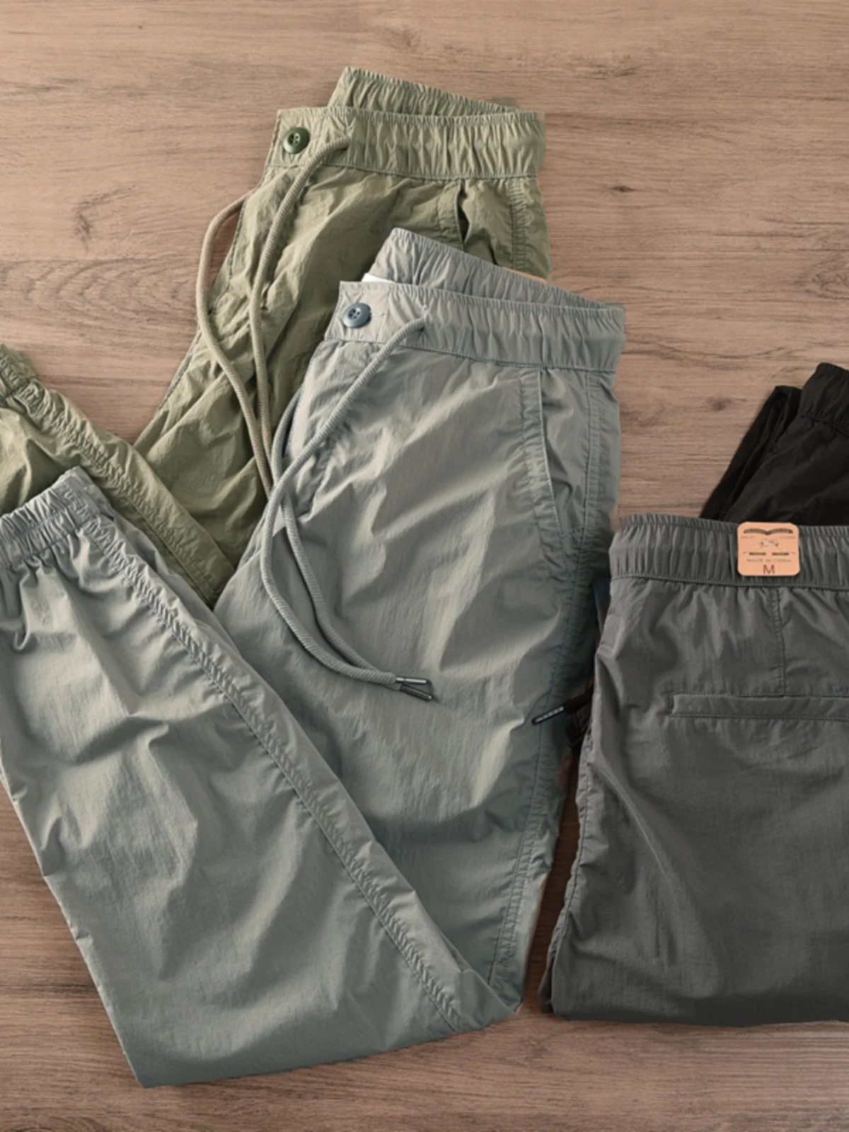 

Summer Men's Thin Qui Dry Casual Pants Lightweight Breathable Loose Slim Fit Long Trousers Cuffed Trendy Workwear Trousers