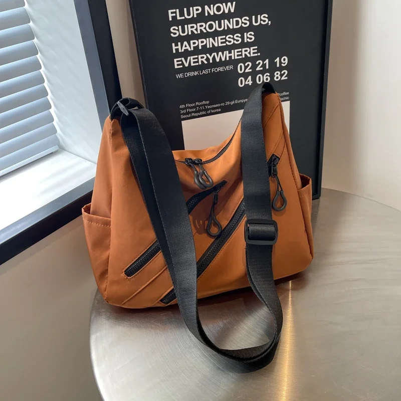 

Nylon Solid Color 2024 Hot Selling Women's Crossbody Bag Zipper Versatile Casual Shoulder Bag Soft Simple Designer Handbag