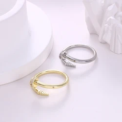 The Classic Screw Ring Suitable For Men And Women And Features Micro-set Zirconia Resistant To Fading And Stylish and Elegant