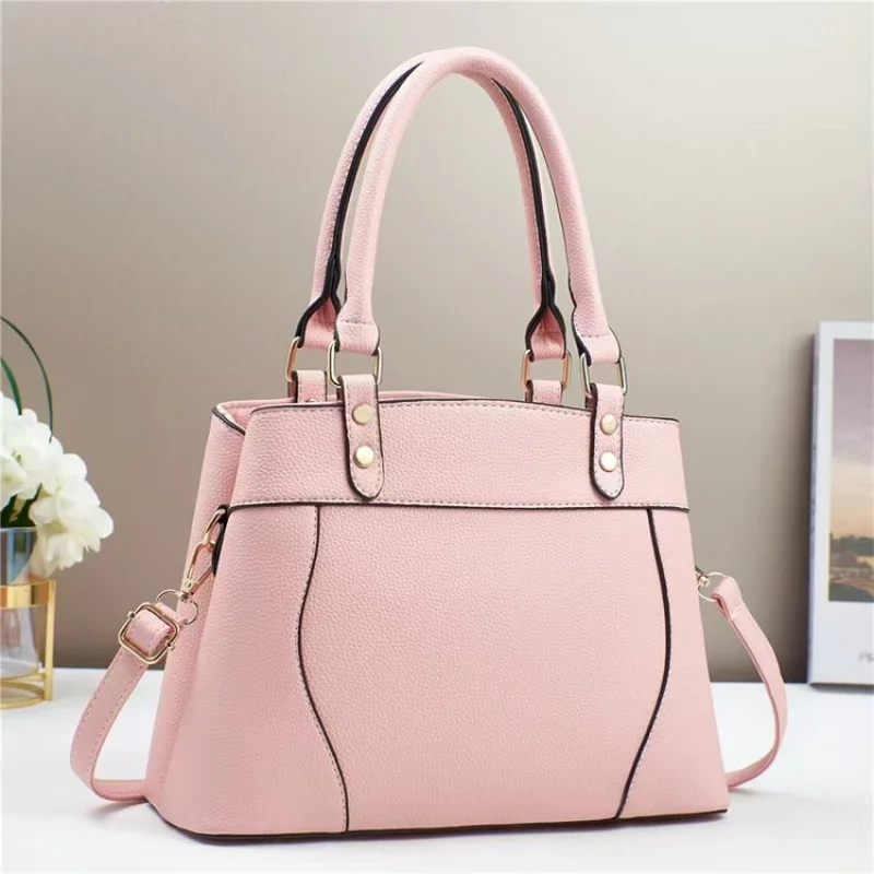 

High-End Luxury Brand Leather Ladies Crossbody Bag Famous Designer Fashionable Elegant Chic Hardware Vintage Daily Bag​