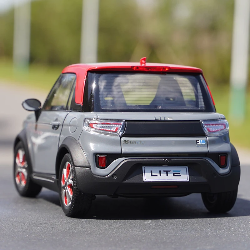 Original Factory 1:18 BAIC New Energy LITE Afcfox Electric Car Model Alloy Car Model Car Model