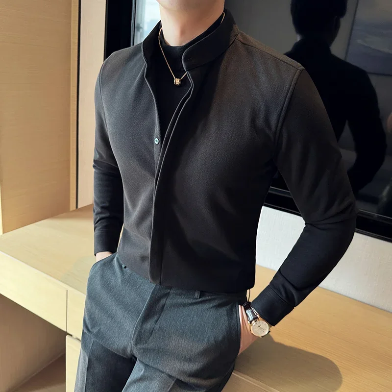 

Fake Two-Piece Casual Shirt Sweater, Brown Slim Men's Half-High Collar Top, Brushed Fabric Stand Collar Shirt