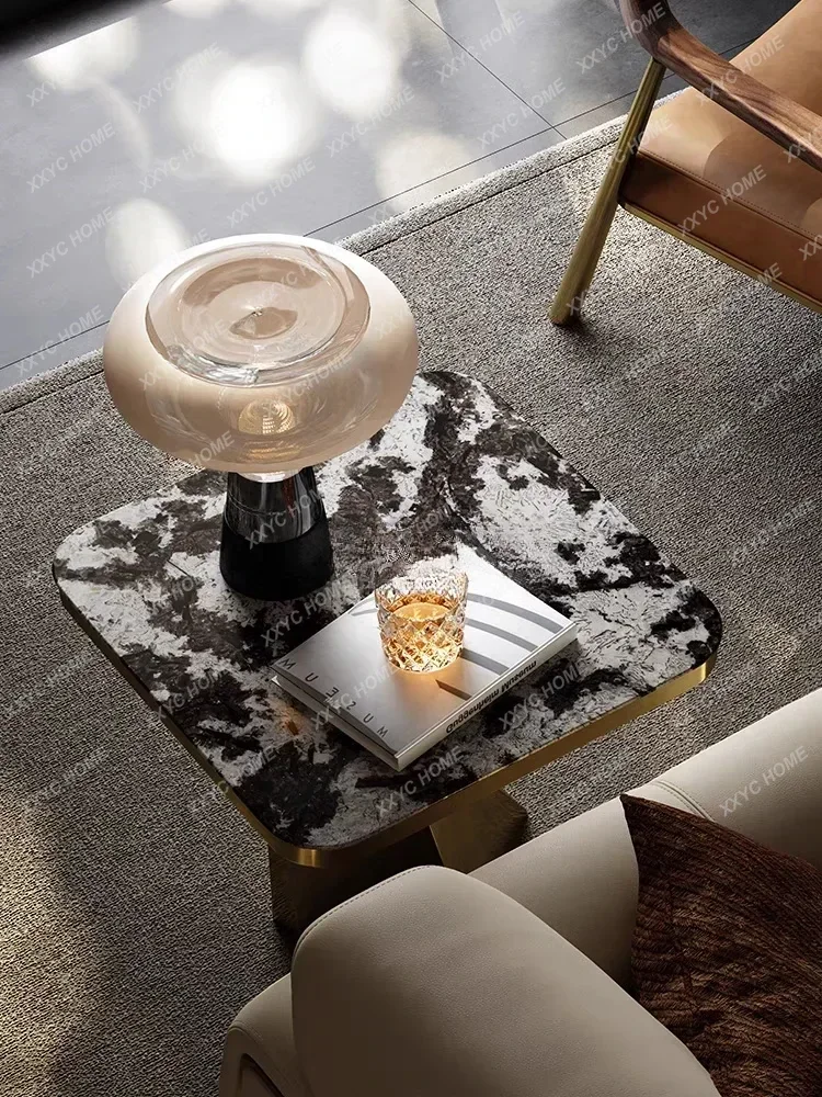 حافة فاخرة خفيفة عدد قليل من غرفة المعيشة من خشب الجوز الأسود في أمريكا الشمالية وطاولة قهوة صغيرة ومبتكرة من الرخام الإيطالي #4