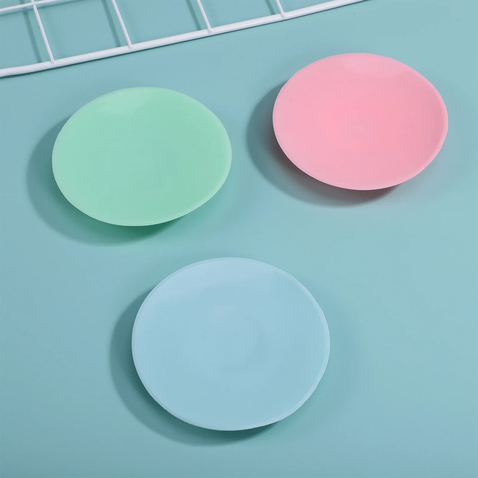 

3pcs Suction Pads for Plates Bowls Silicone Toddler Plate Bowl Fixing Pad Infant Tableware Sucker Pink Green Blue