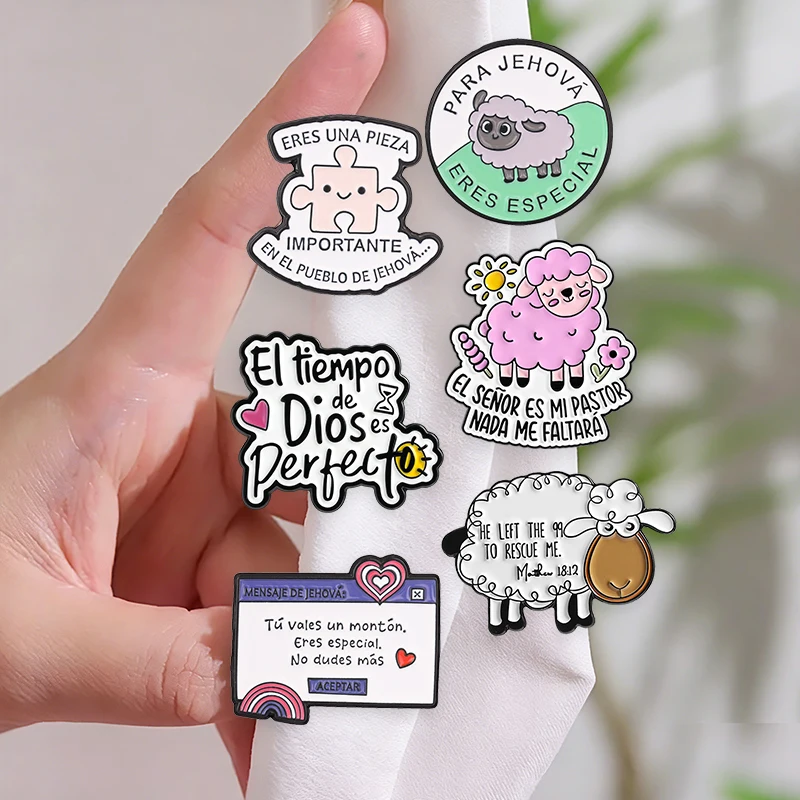 Rosa Schafe Jesus Glaube Brosche Emaille Pins EL SENOR ES MI PASTOR NADA ME FALTARA Broschen Revers Abzeichen Schmuck Geschenk für Freunde – Detail 3