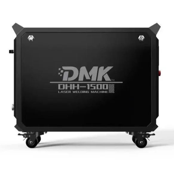 Ручной лазерный сварочный аппарат мощностью 1500 Вт с воздушным охлаждением MAX