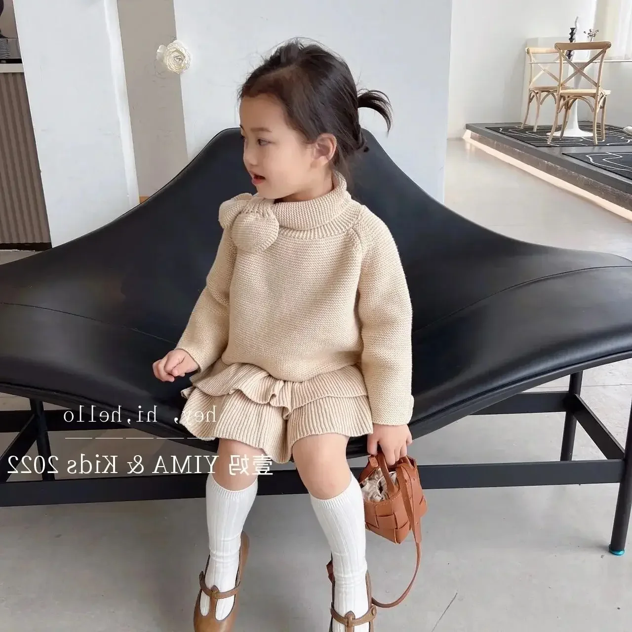 Baby Girls Two Piece Autumn and Winter New White and Red Solid Color Coat and Skirts Two Piece Fashion Comfortable Clothes