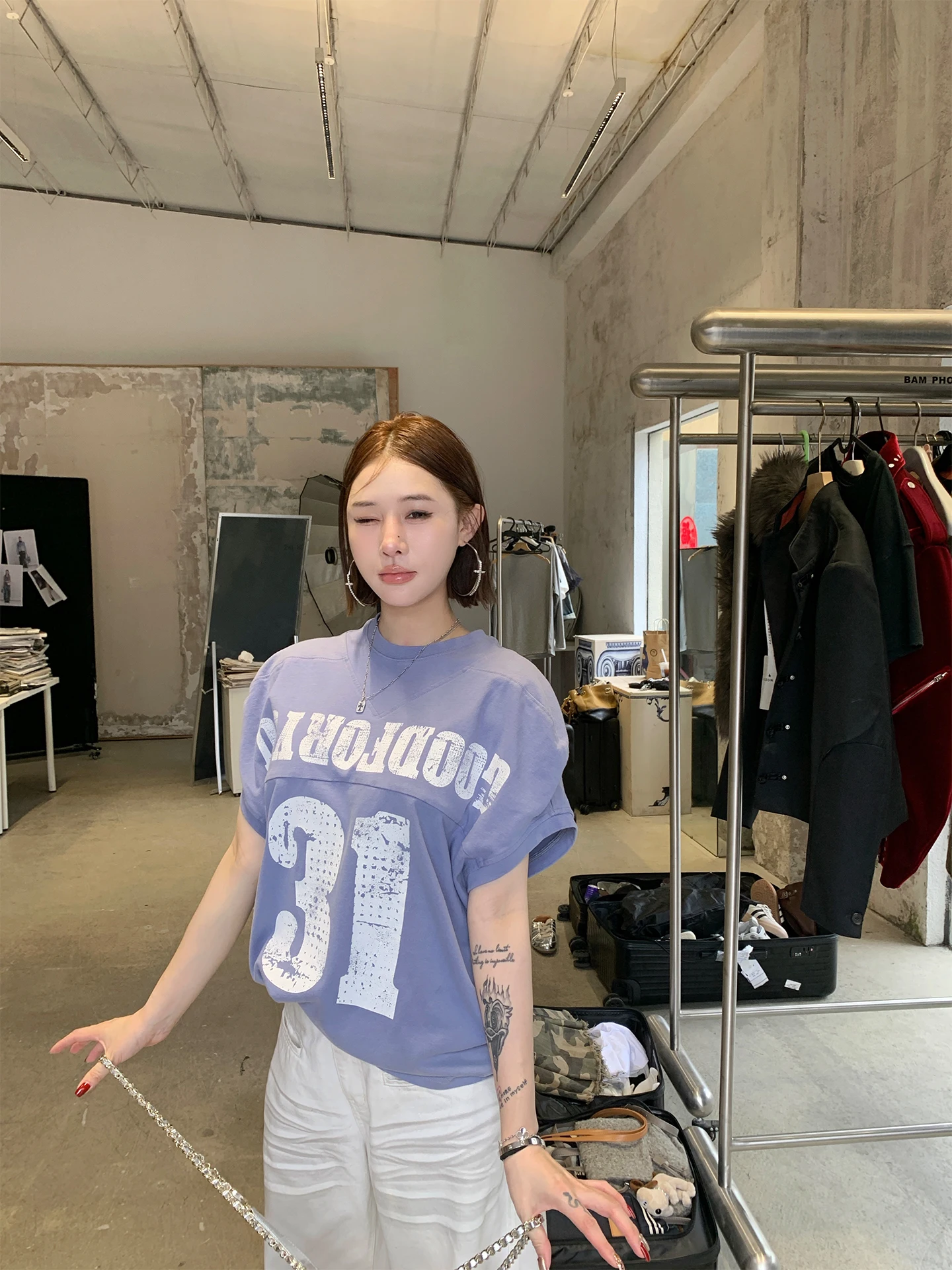 

Американская ретро-футболка с принтом, облегающая, с круглым вырезом, коротким рукавом, летняя, новый дизайн, универсальная, повседневная, хлопковая, женская.