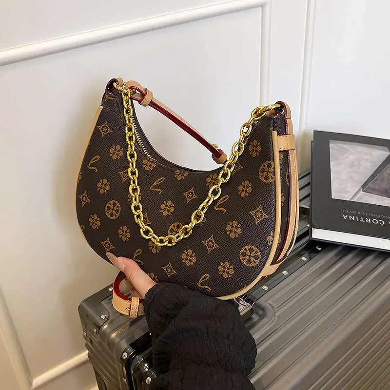 

Designer Light Luxury Shoulder Bags Chain Women 2025 New Letter Printed Vintage Dumpling Tote Crossbody Bag