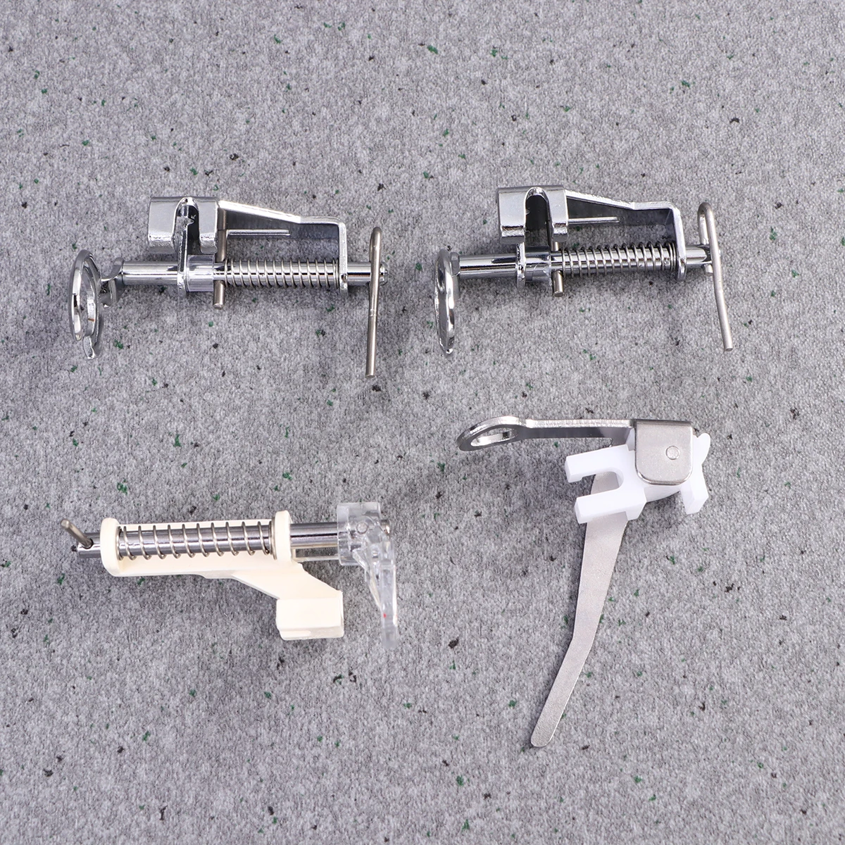 4 قطعة ماكينة خياطة قطعة قدم الضغط في ماكينة الخياطة مجموعة مفتوحة إغلاق اصبع القدم المعدنية اللحف التطريز القدم للحركة الحرة العالمي منخفضة عرقوب صالح