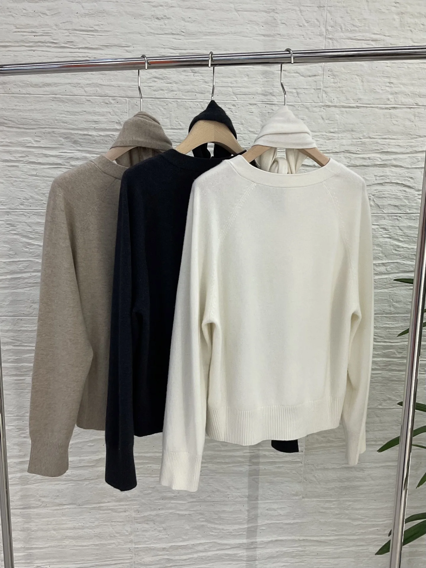 Comfortable Casual Women's Cashmere Scarf Neck Knitted Sweater V-Neck Warm Soft Regular Fit Long Sleeve Pure Color Knitwear