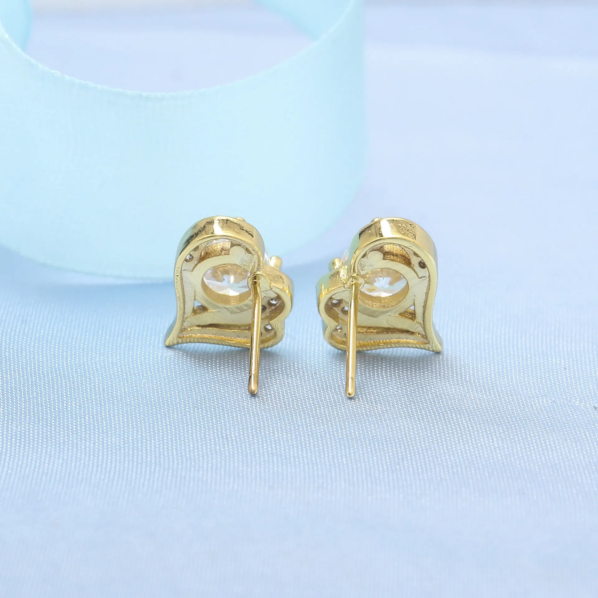 PT950 Korean version heart-shaped diamond-studded hip-hop ear stud earrings - wholesale and direct sales =