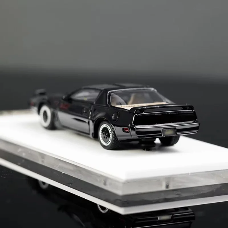 TNT Model Alloy 1/64 Knight Rider KITT/KARR Pontiac Firebird Sports Car Model Static Collection Decorated Holiday Gifts Toys