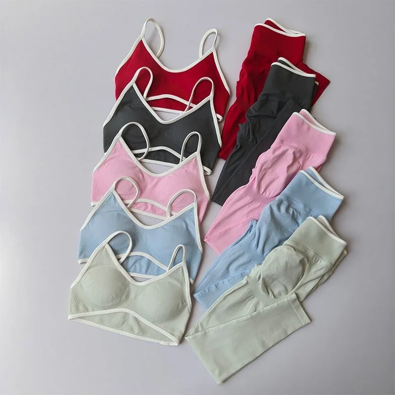 المرأة الرياضية اليوغا السراويل اللياقة البدنية ركوب الدراجات السراويل الرياضية المرنة إشعال نحت Scrunch قصيرة اليوغا الصدرية مجموعة طماق