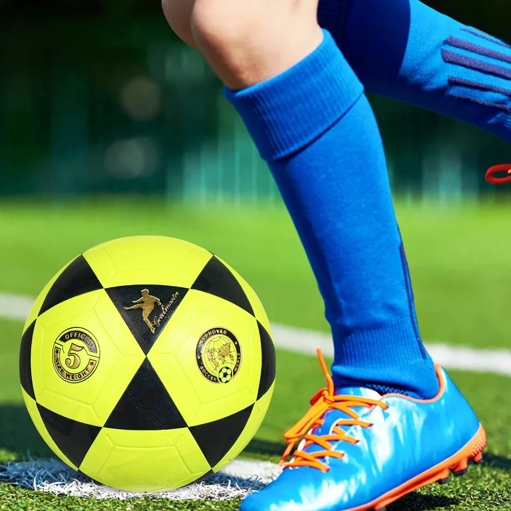كرة قدم مقاس 5 للشباب، كرة قدم مخيطة للمنافسة المدرسية، طباعة مثلثة سوداء للرياضات الخارجية #4