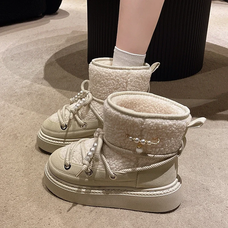 Neue warme Winterstiefel, modische runde Zehen, gespleißtes Wildleder, Perle, weiche Sohle vorne, Schnürung, Schleife, Plattform, Schneestiefel