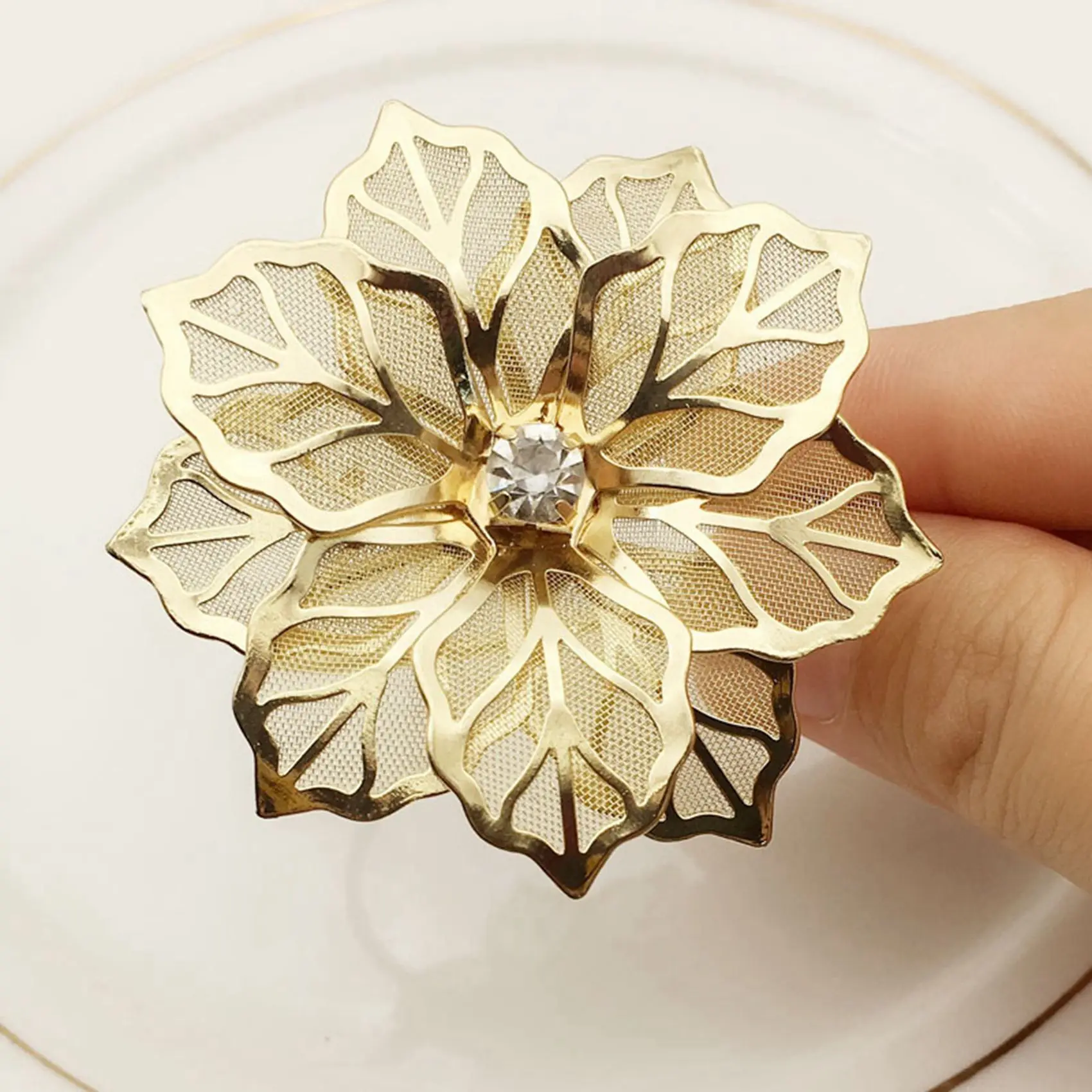 

ABXF-20Pcs Flower Design Napkin Rings Metal Gold Napkin Buckle Napkin Ring Holder Hotel Restaurant Wedding Party