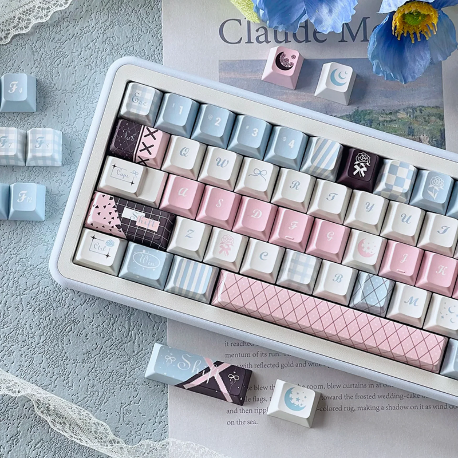 Rose Under The Moon Cherry Keycap Set PBT 128 Keys Girls for MX Switch HI75 HI8 68 F99 104 64 Wooting Mechanical Keyboards