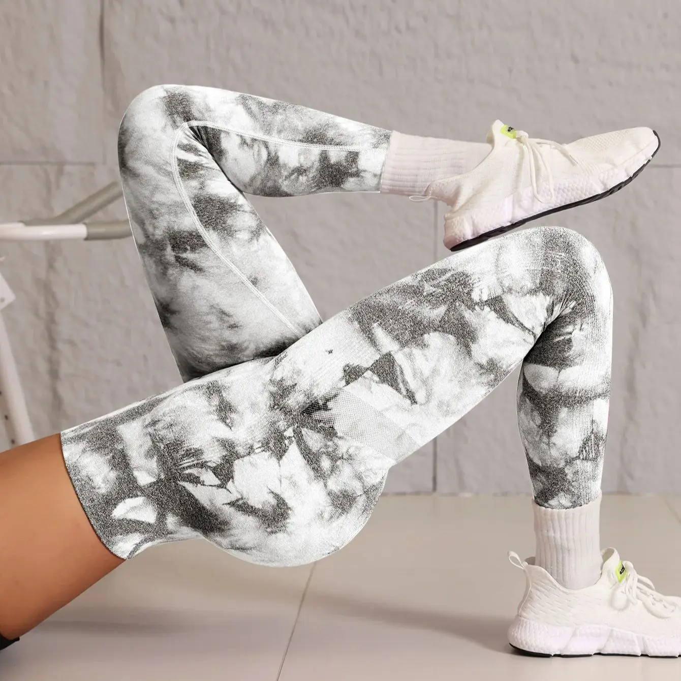 New Women Tiedye Gym Leggings Vintage Yoga Pants Scrunch Sports Fitness Tights High Waist Workout Training Athletic Leggins