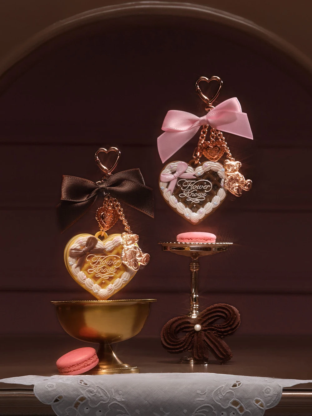 فلور نوز سويتي بير ميني بودرة تثبيت تحكم في الزيت طويلة الأمد بودرة وجه فضفاضة ناعمة ماتية حجم للسفر