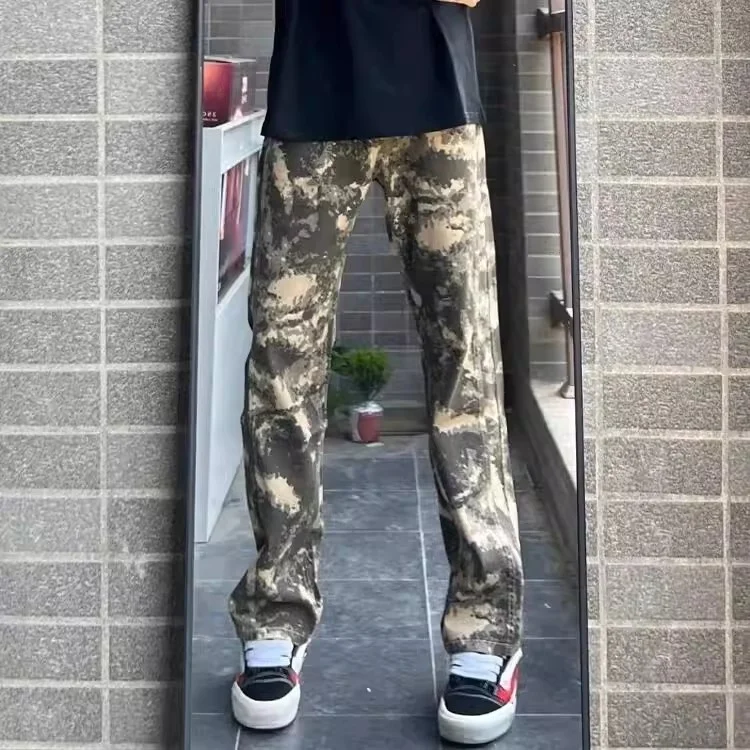 

Летние мужские джинсы большого размера (до 300 фунтов), камуфляжные, в стиле хип-хоп, прямые, широкие штанины, повседневные, удобные, из полиэфирного волокна