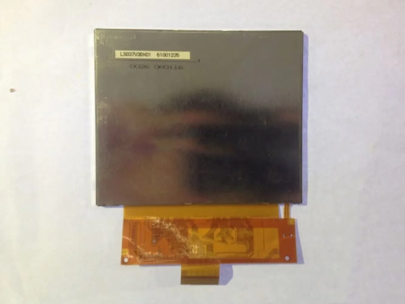 

Оригинальный ЖК-экран LS037V3DX01