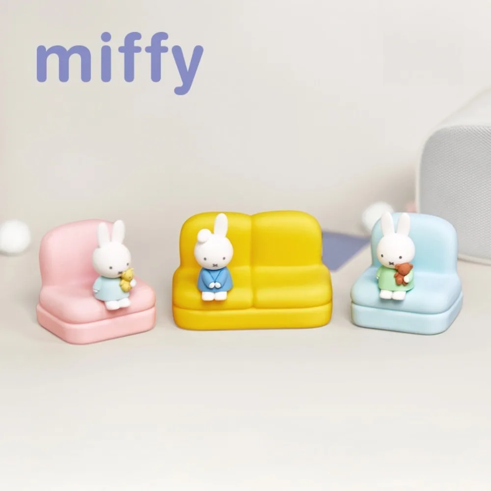 Kawaii Miffy Divano Staffa Ornamenti fatti a mano Scatola cieca Bambola Coniglio Bambola Giocattolo Ins Stile Regalo di compleanno squisito di bell'aspetto