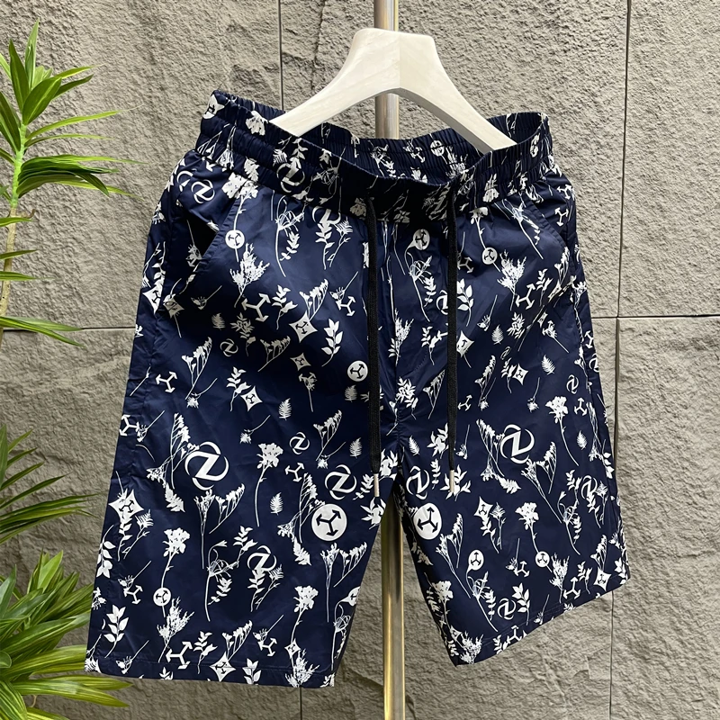 

Новые летние повседневные мужские модные пляжные брюки с принтом ледяного шелка, дышащие, удобные, прямые брюки длиной пять четвертей