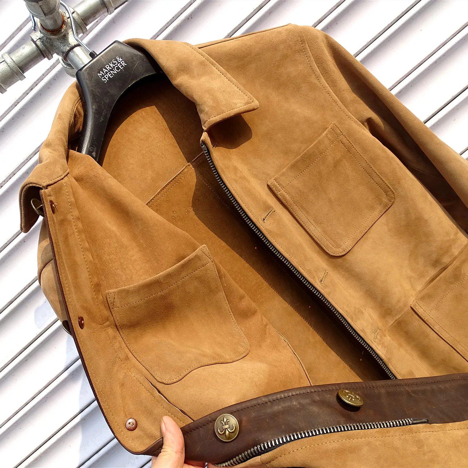 アメリカ産水染めスエードオールドゴートスキン