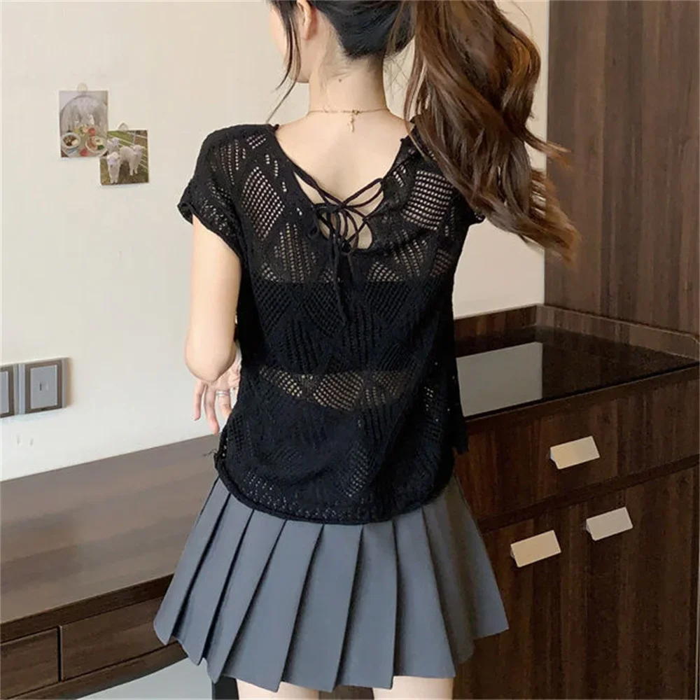 

Korean Design 2025 Summer New Hollow Out Ice Silk Knit Sweater For Women Short-sleeved Shirt Backless O-neck Pullover Thin Tops