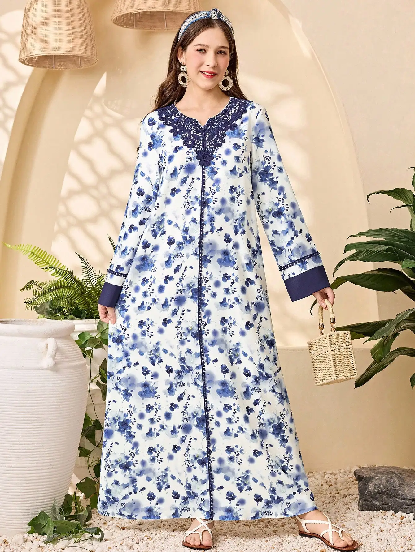 

Elegant Blue White Floral Print Abaya Dress With Lace V-Neck And Flare Sleeves
