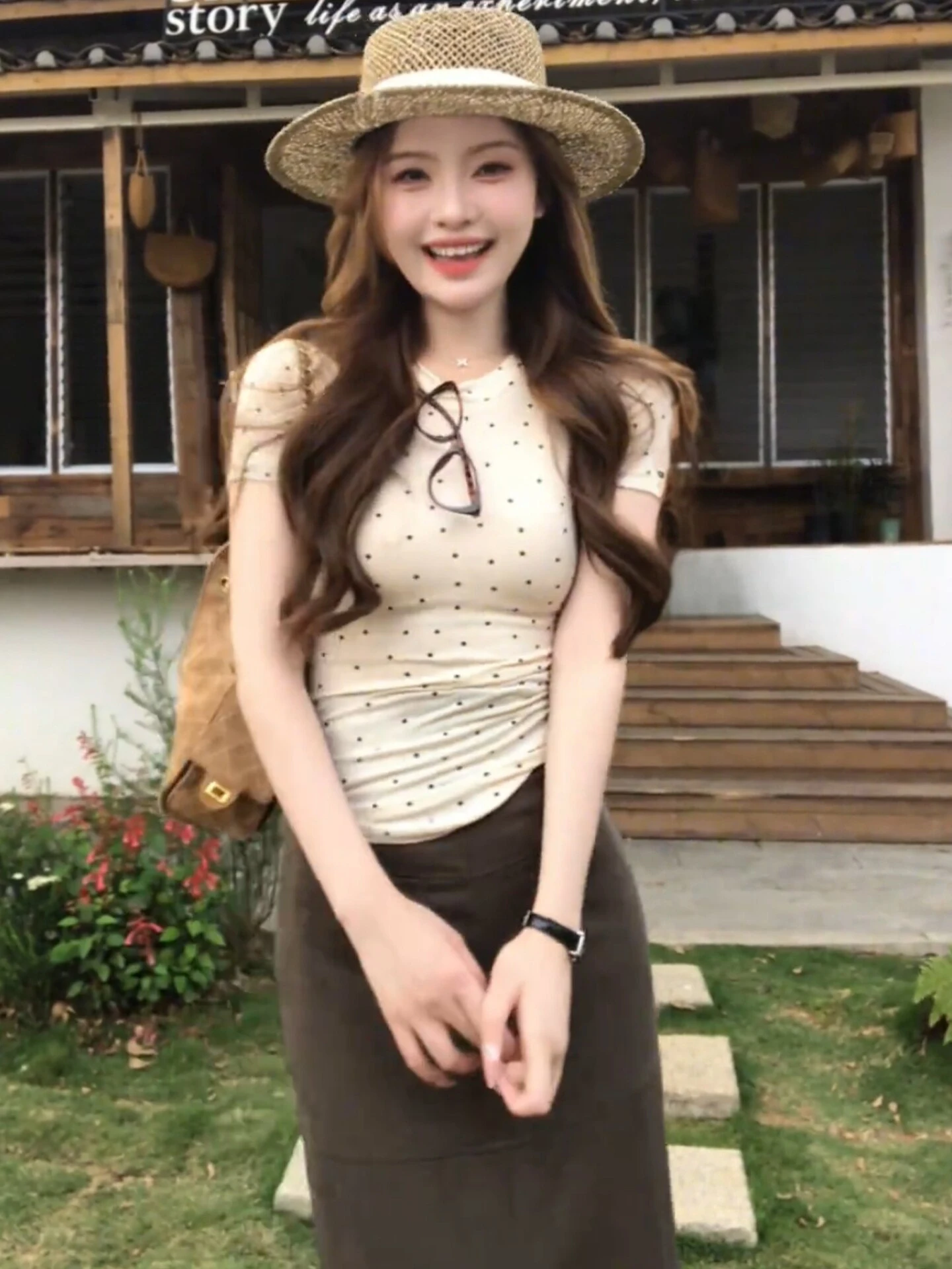 

Women's Polka Dot T-Shirt And High Waist Straight Skirt Two-Piece Set Fashionable Outfit Combination Summer 2026 New Arrival