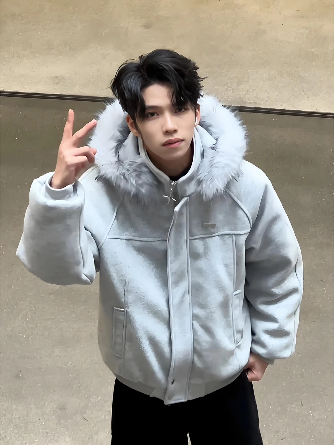 

Мужская теплая зимняя куртка из шерсти и хлопка с капюшоном и большим меховым воротником в американском ретро-стиле для повседневной носки