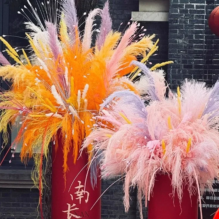 Decoration simulation reed Spring Festival shopping mall store atmosphere photo scene