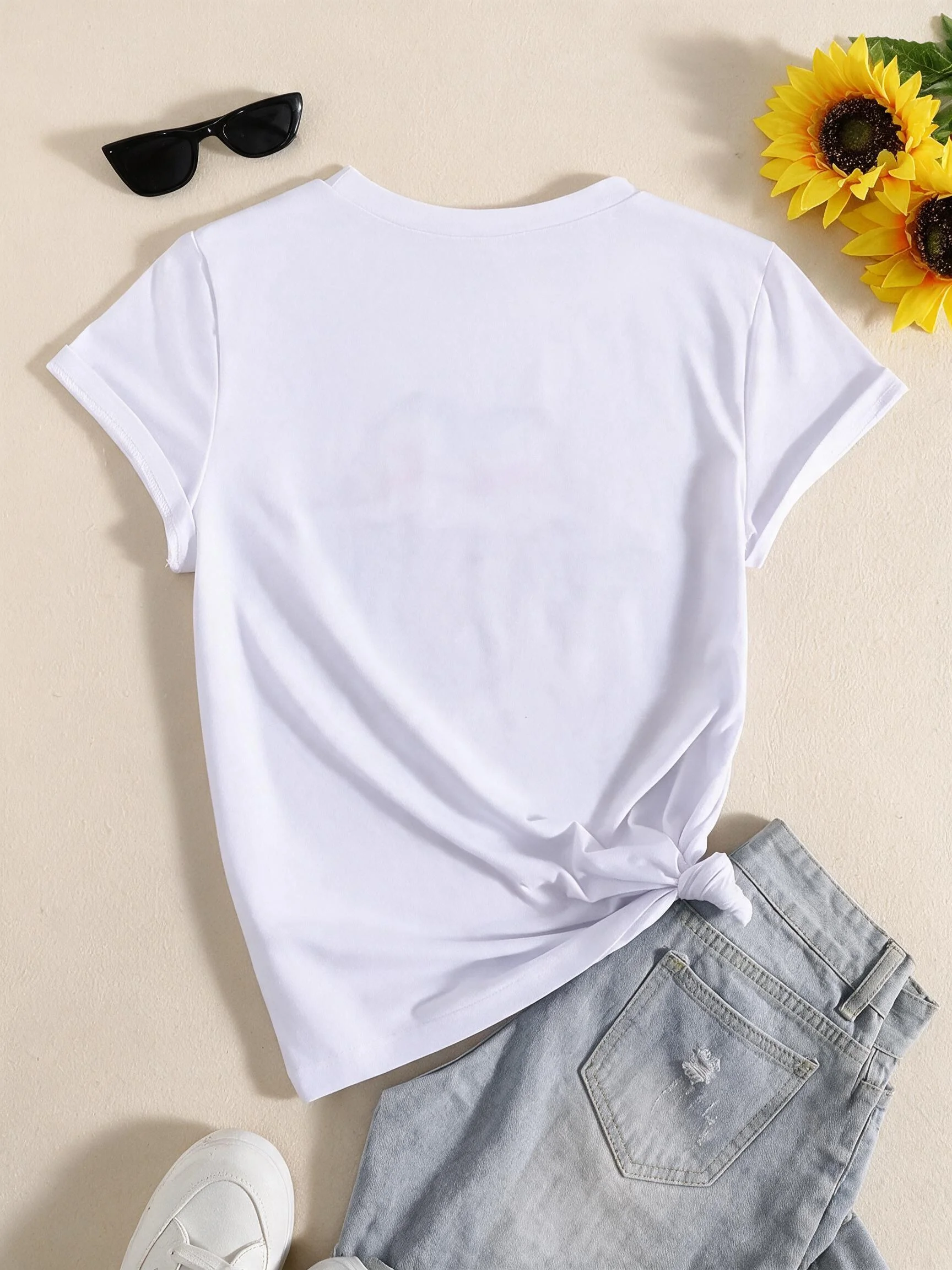 Round-Neck Fashion T-Shirt with Halloween Print Women's Crew Neck Short Sleeve T Shirt Casual Graphic Tops Y2k Clothes Female
