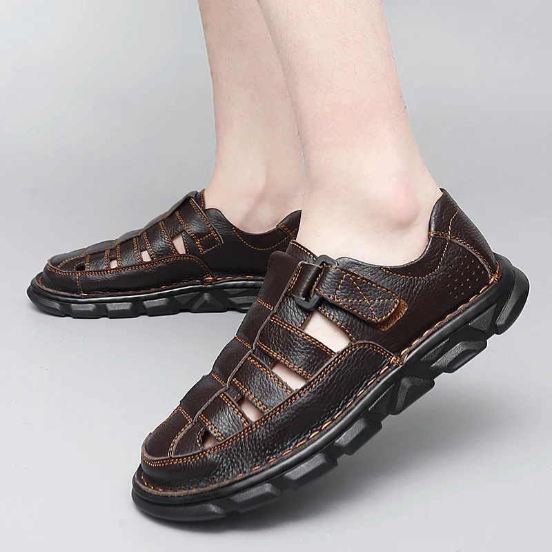 

2024 Fashion Shoes Men's Summer New Retro Leather Non-slip Beach Slip-on Sandals Travel Flip-flops Slippers Black Brown