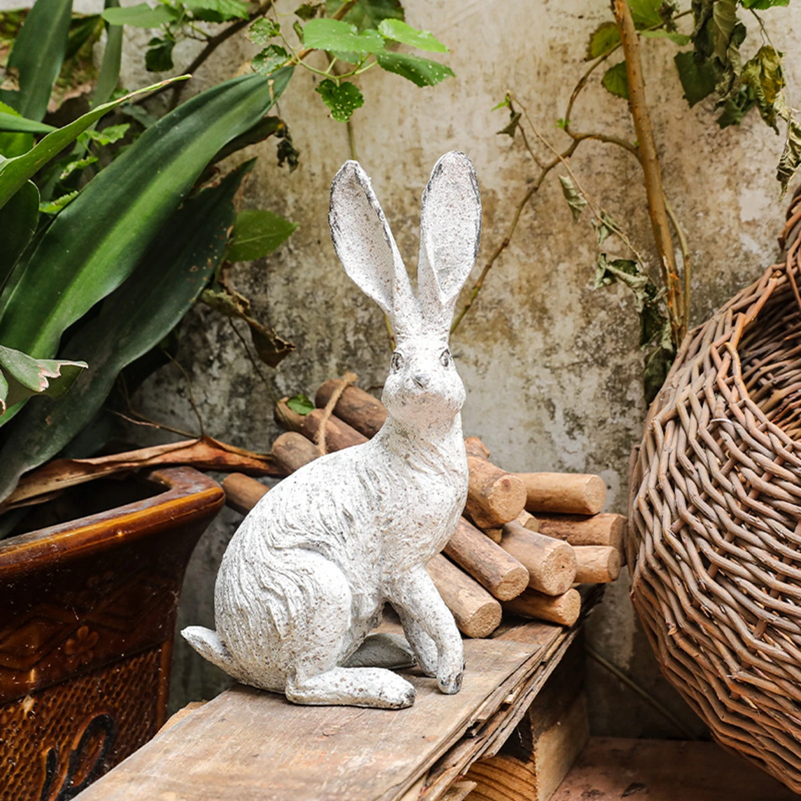 2 Pieces Garden Decor Rabbit Statues Home Decor Crafts Rural Desktop Ornaments for Office Landscape Indoors Outdoors Bedroom