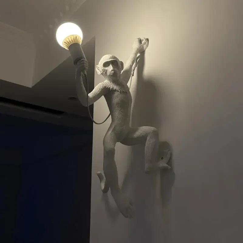 

Modern Monkey Pendant Light For Living Dinning Room Bedroom Pendant Lamps Indoor E27 Home Decor Resin Animal LED Light Fixture