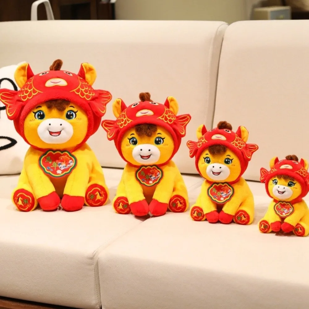 Simpatico cartone animato Lucky Horse 2026 Anno del cavallo Morbido pony farcito tradizionale cavallo di buon auspicio mascotte decorazione della casa