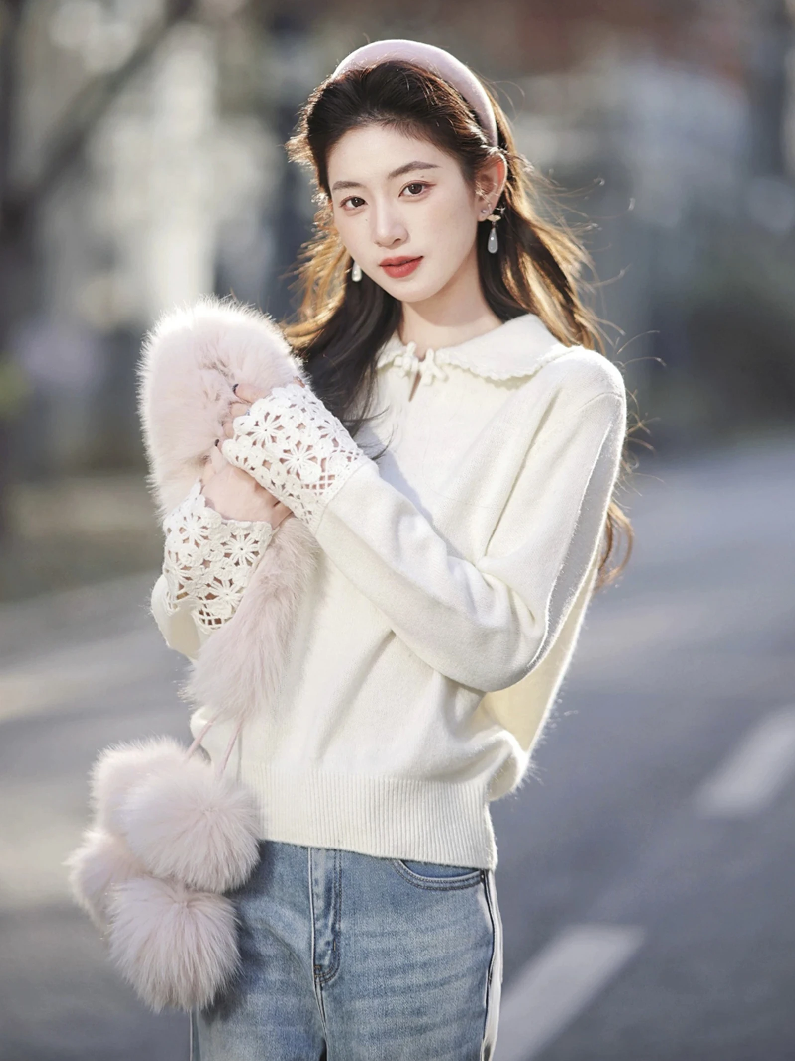 

Loose Fit Knitted Sweater with Lace Hooking Process Turn-down Collar Single Wear Layered Wear Women's Winter Fashion