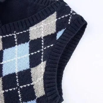 Dam Petite Beskuren Stickad Väst Japansk Stil Retro Argyle V-Ringad Tröja Väst Vår Ytterplagg Väst För Lager På Lager 10 best sales Floral vest - №5