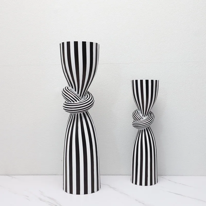 Simple Black and White Striped Kink Candlestick Resin Ornaments Living Room Dining Table Decorations Room Decoration