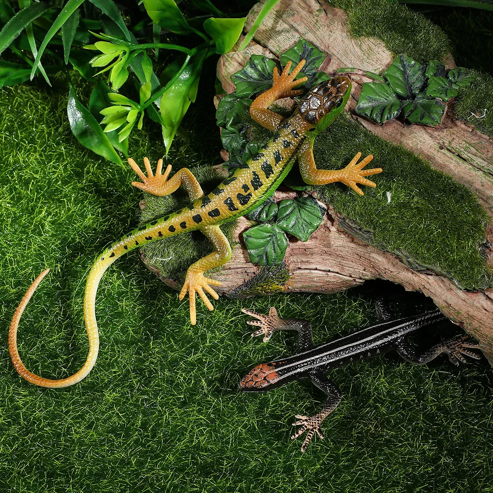 Lizard Model Small Plastic Animals Figurines Realistic  Simulation Lizard Halloween Home Decor Models Ornament Kids Trick