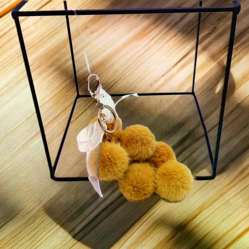 Uroczy, kreatywny breloczek do kluczy w kształcie pomarańczy, z koronką, kokardką, futrzanym pomponem, pluszowa zabawka, zawieszka do torby, ozdoba do plecaka, brelok do kluczyków samochodowych, prezent na Nowy Rok.