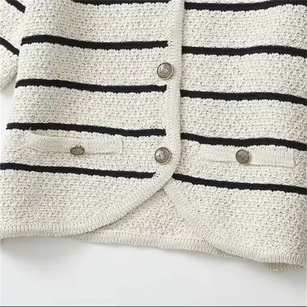 Cos Lris2024 autumn new striped short-sleeved sweater V-neck knitted cardigan short top women 05646615712