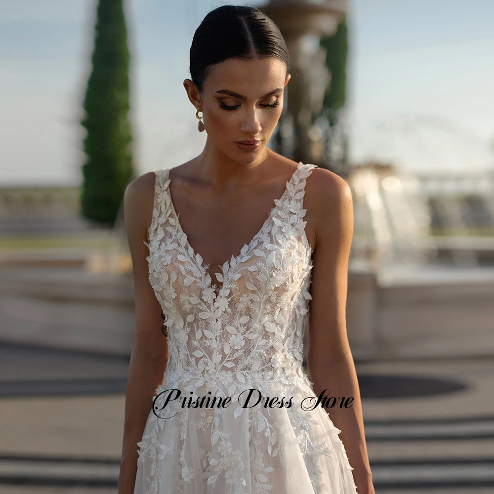 Romantische Vrouwen Tule Trouwjurk voor Bruiden Aangepaste Corset A-lijn Applicaties Kant Bruidsjurk met V-hals Sweep Trein