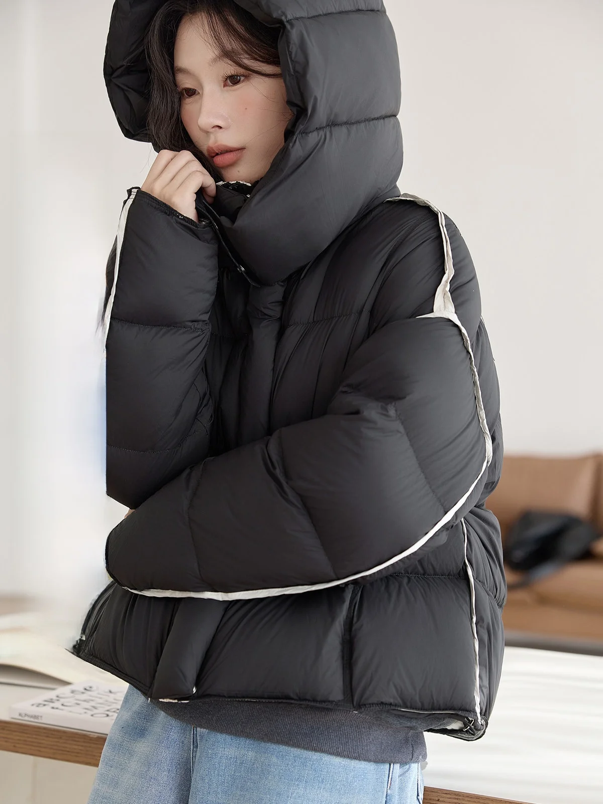 

Зимнее женское пуховое пальто HuiXi 90 White Du с капюшоном, новый дизайн с элементами пэчворка, корейский стиль, для повседневной носки, утепленное, с длинными рукавами